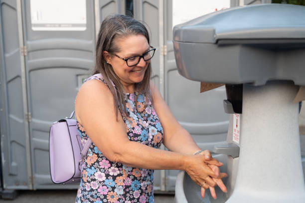 Best Porta potty rental near me  in Spring Grove, IL